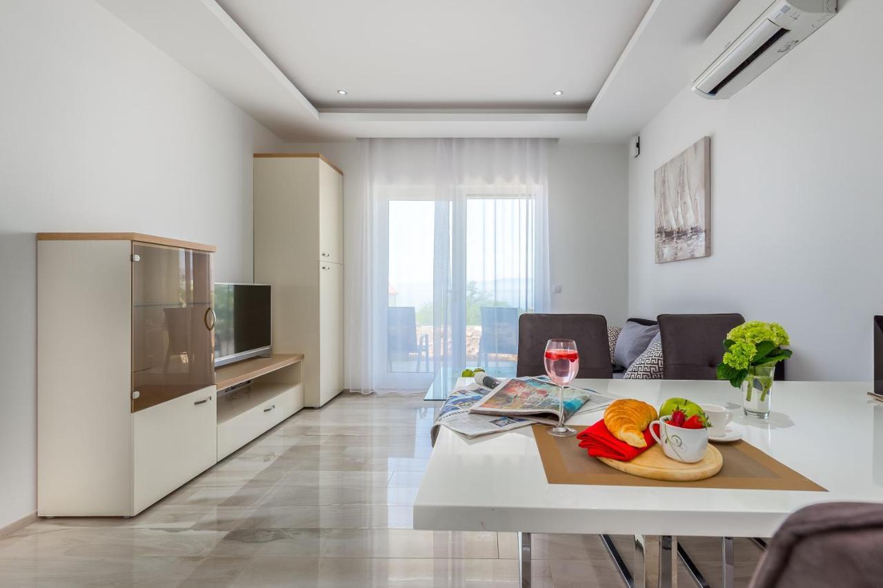 Luxury Apartments Kostrena With Pool 2 Exterior photo