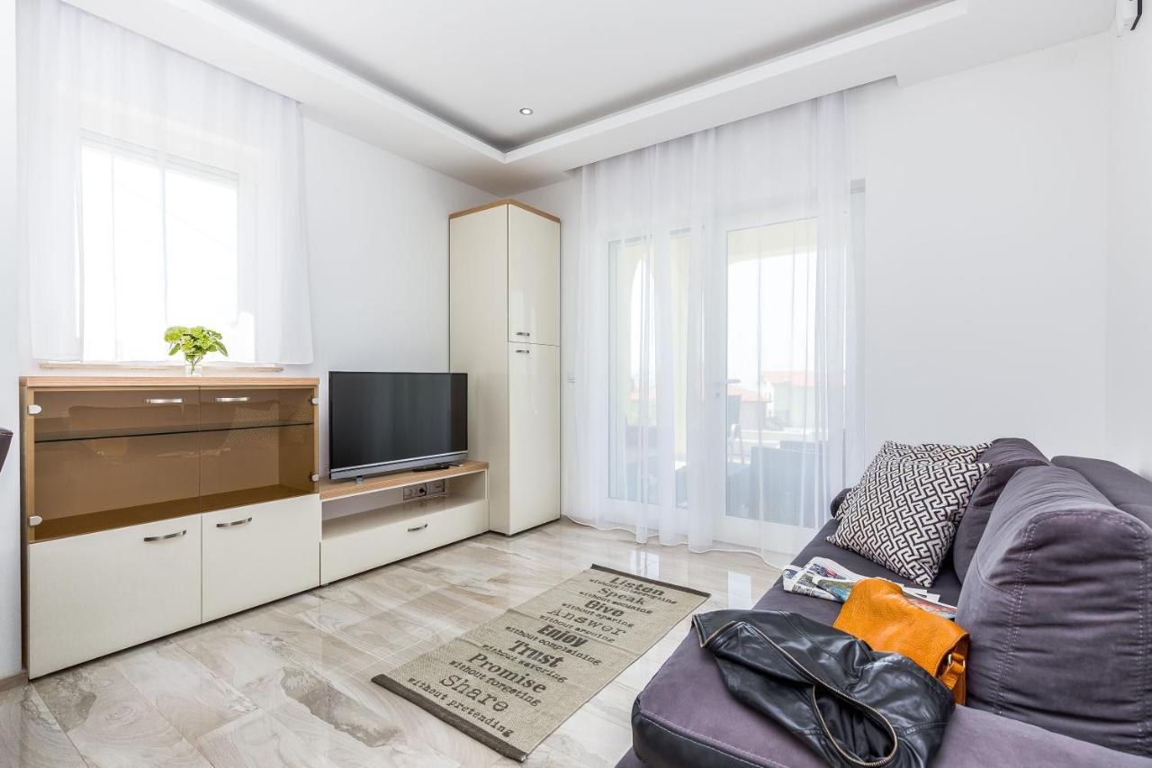 Luxury Apartments Kostrena With Pool 2 Exterior photo