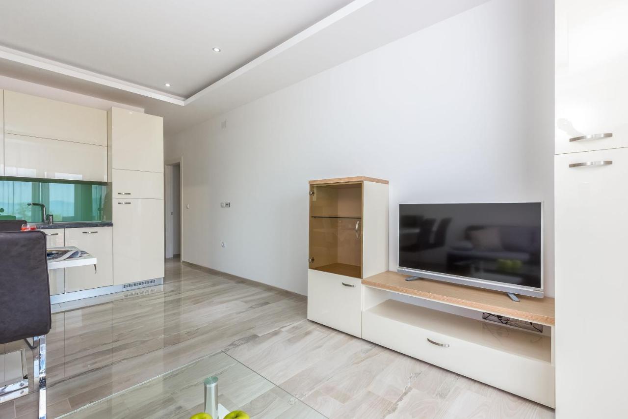 Luxury Apartments Kostrena With Pool 2 Exterior photo