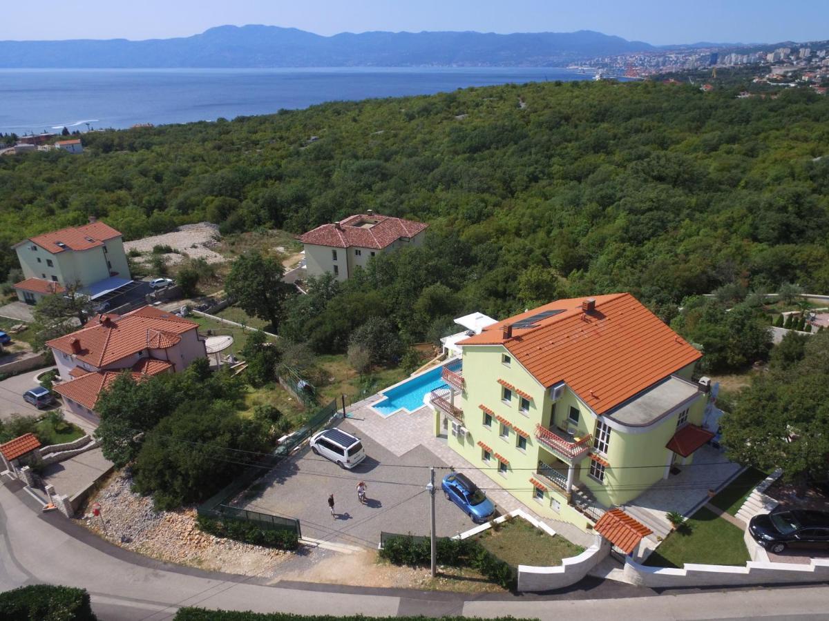 Luxury Apartments Kostrena With Pool 2 Exterior photo